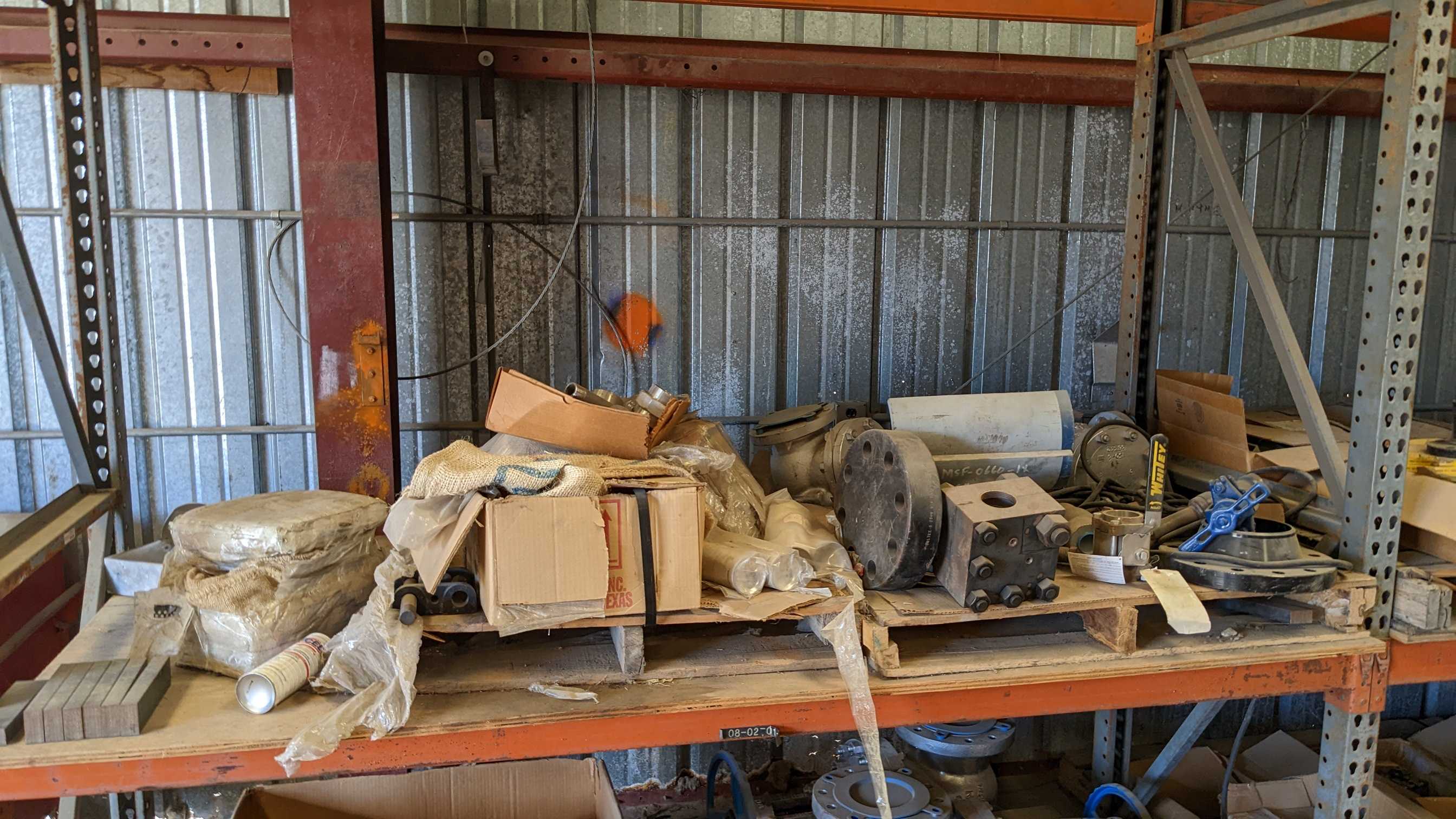 CONTENTS OF RACKING - VALVES