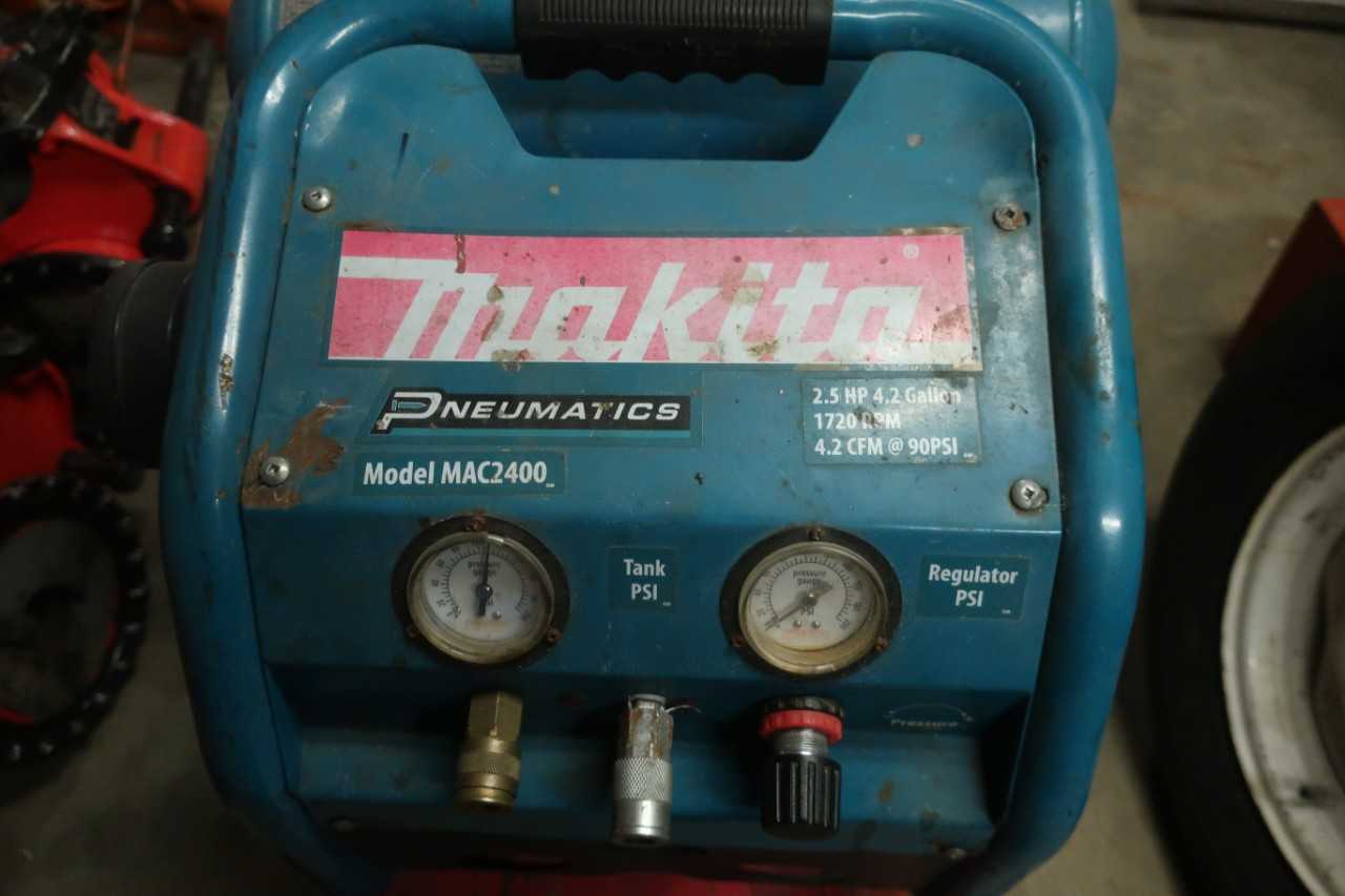MAKITA MAC2400 2.5HP 4.2 GALLON AIR COMPRESSOR - ELECTRIC POWER TOOLS