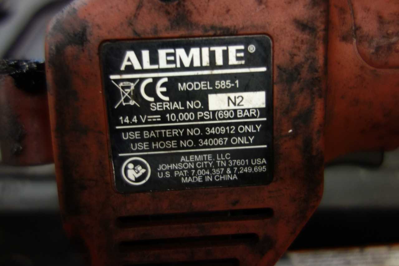 ALEMITE 585-1 CORDLESS GREASE GUN - ELECTRIC POWER TOOLS