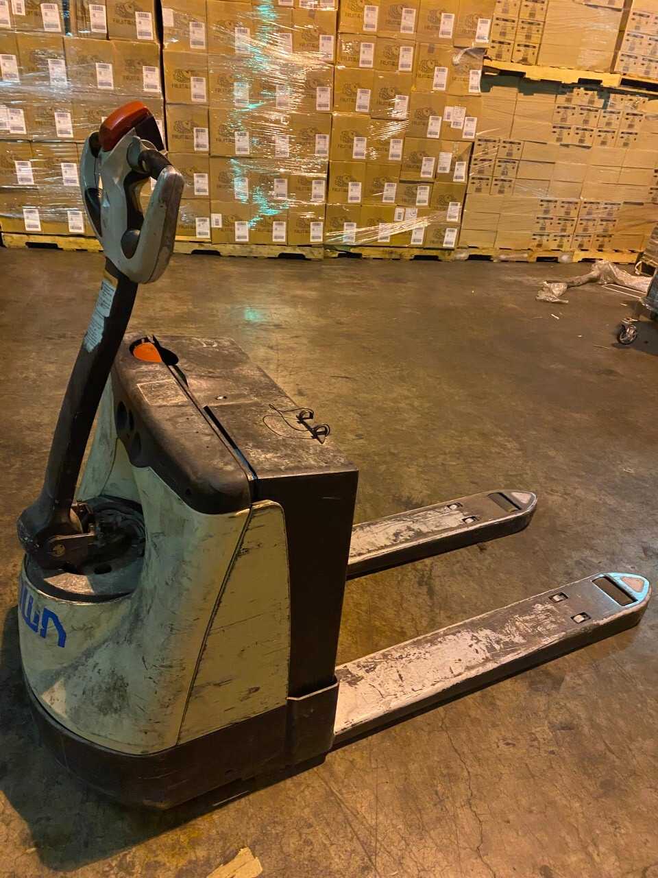 Crown Electric Pallet Jack - ELECTRIC PALLET JACKS