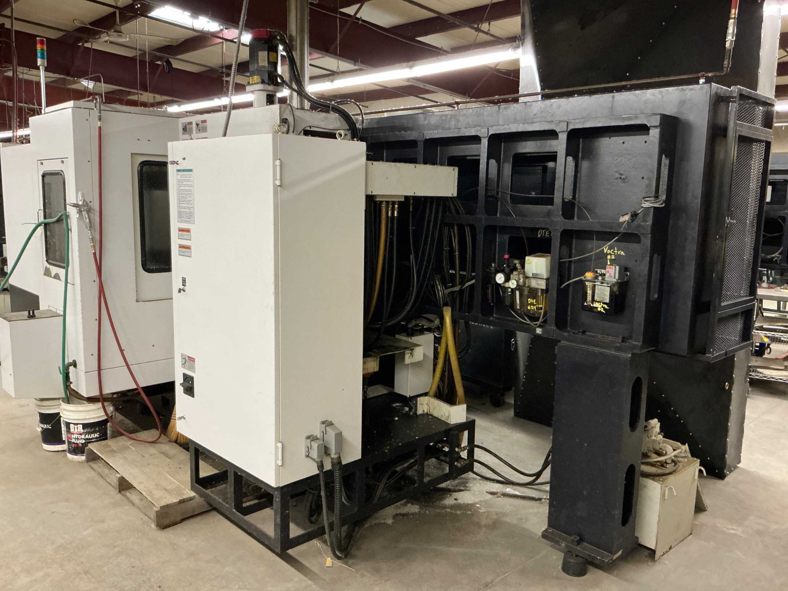 2002 COMPUMILL HMC-410 HORIZONTAL MACHINING CENTER (VIDEO AVAILABLE)