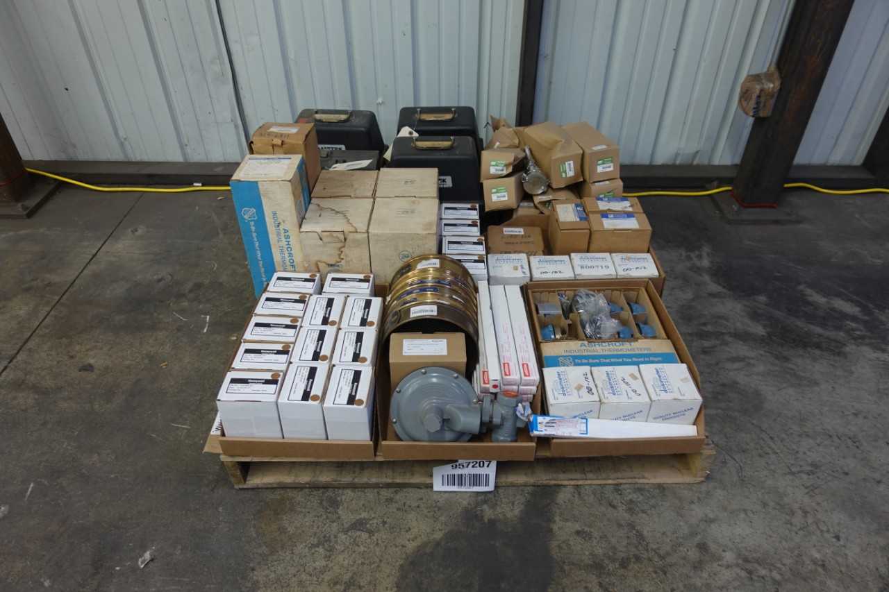 PALLET OF ASSORTED INSTRUMENTATION - INSTRUMENTATION
