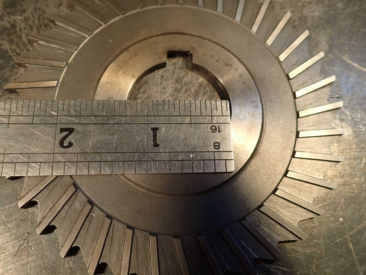 4" OD x 9/64" Plain Tooth Side Mill Milling Cutter: 1-1/4" Horizontal Arbor Hole - MILLING TOOLS
