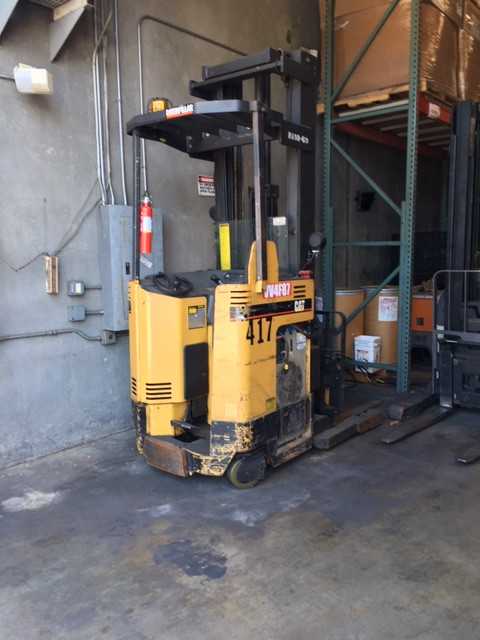 1996 Caterpillar NRR40 reach truck, Downey, CA - FORKLIFTS