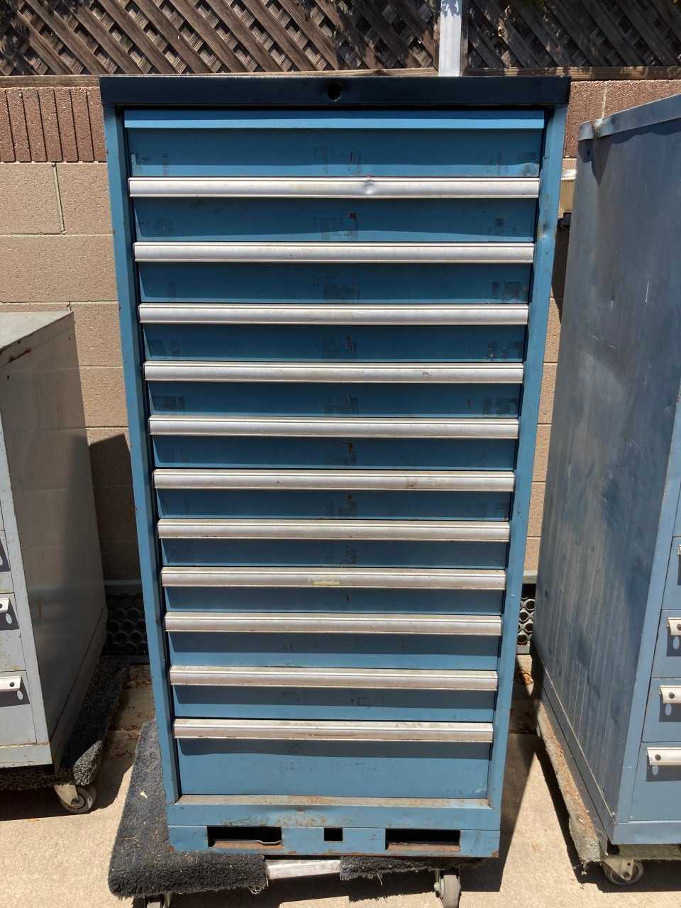 Various items, tool cabinets, Disc Grinder, Drill Presses, LOT - MISCELLANEOUS