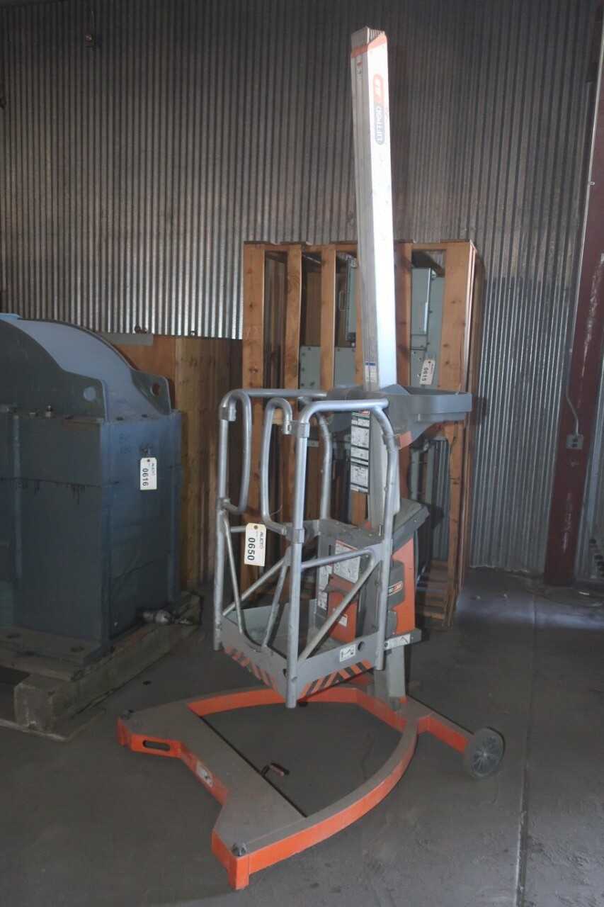 Jlg Fs 80 Liftpod 330Lbs Personal Man Lift - MISCELLANEOUS