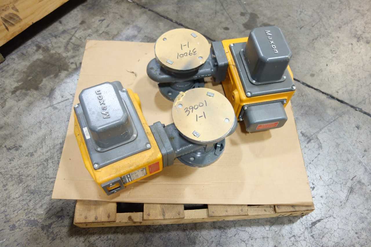 LOT OF 2 MAXON SHUT OFF VALVES - VALVES