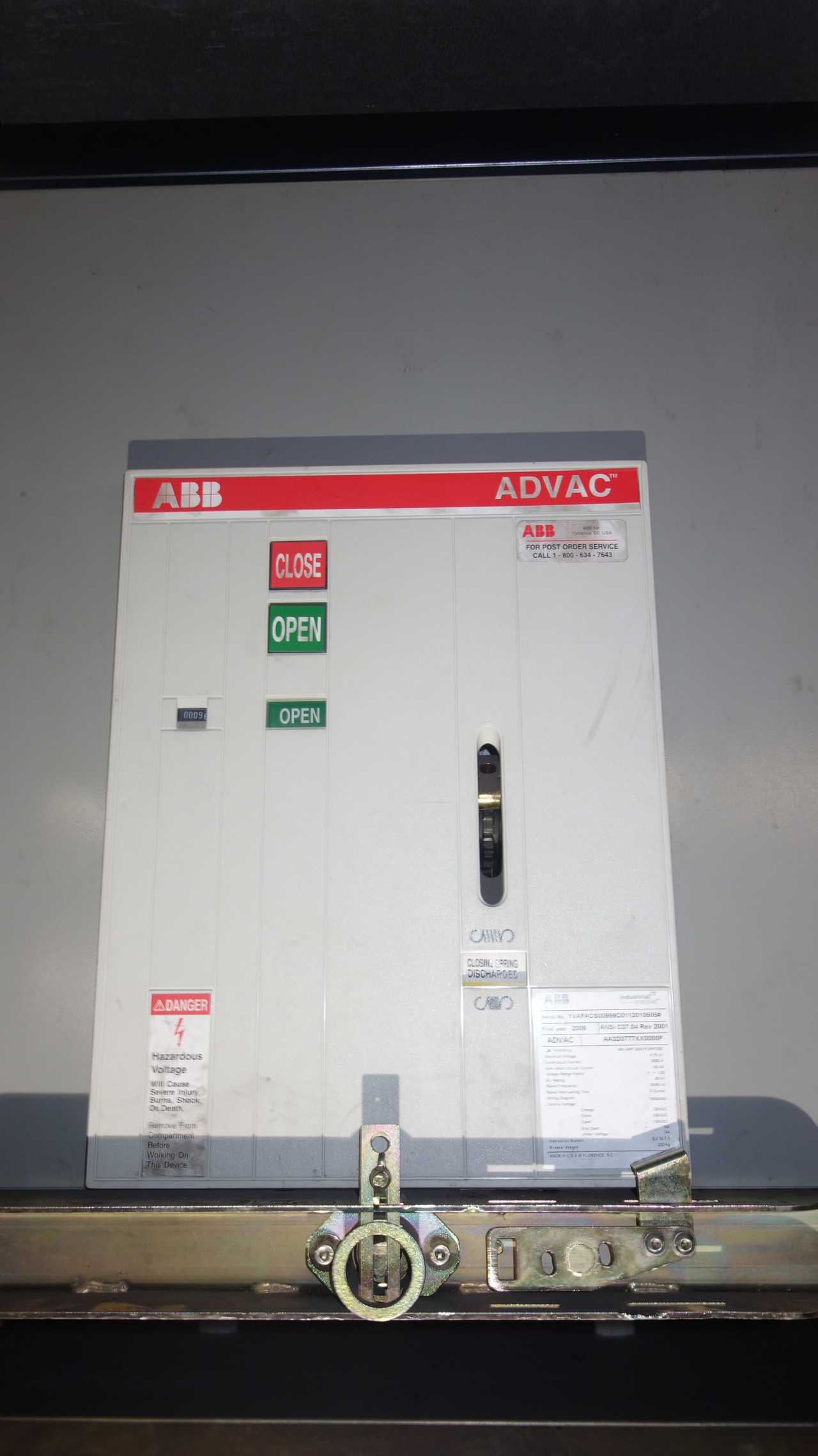 LOT OF 3 ABB ADVAC 4.76KV-AC SWITCHGEAR BREAKERS - CIRCUIT BREAKERS