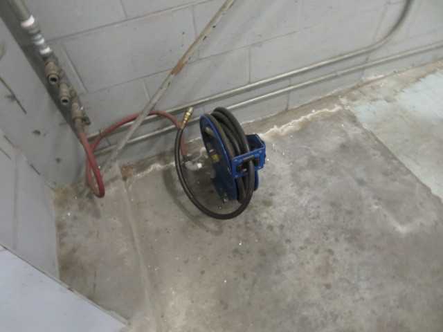 Air Hose Coil Reel (6) Lot - MISCELLANEOUS