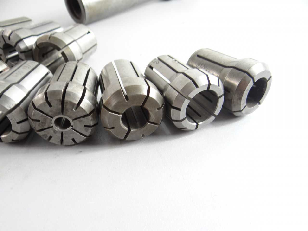 Lot of 11 DA400 Collets With Collet Chuck - MACHINING ACCESSORIES & TOOLING