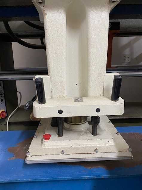 2002 Hudson Machinery HSP588/3 Beam Press with Movable Trolley - LIFTING EQUIPMENT