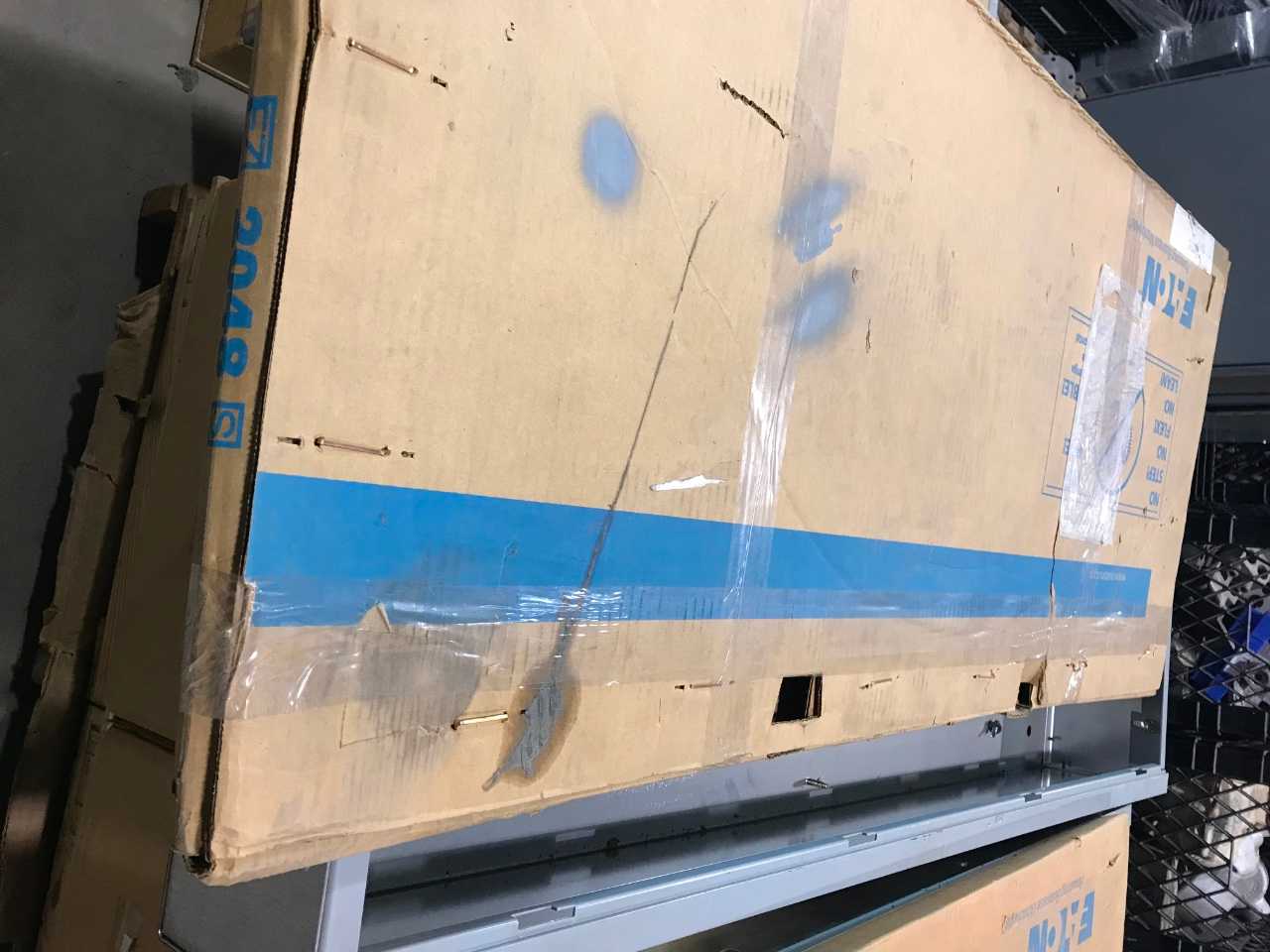 EATON EZB2048RC PANELBOARD W/ DOOR (QTY 1) - MISCELLANEOUS
