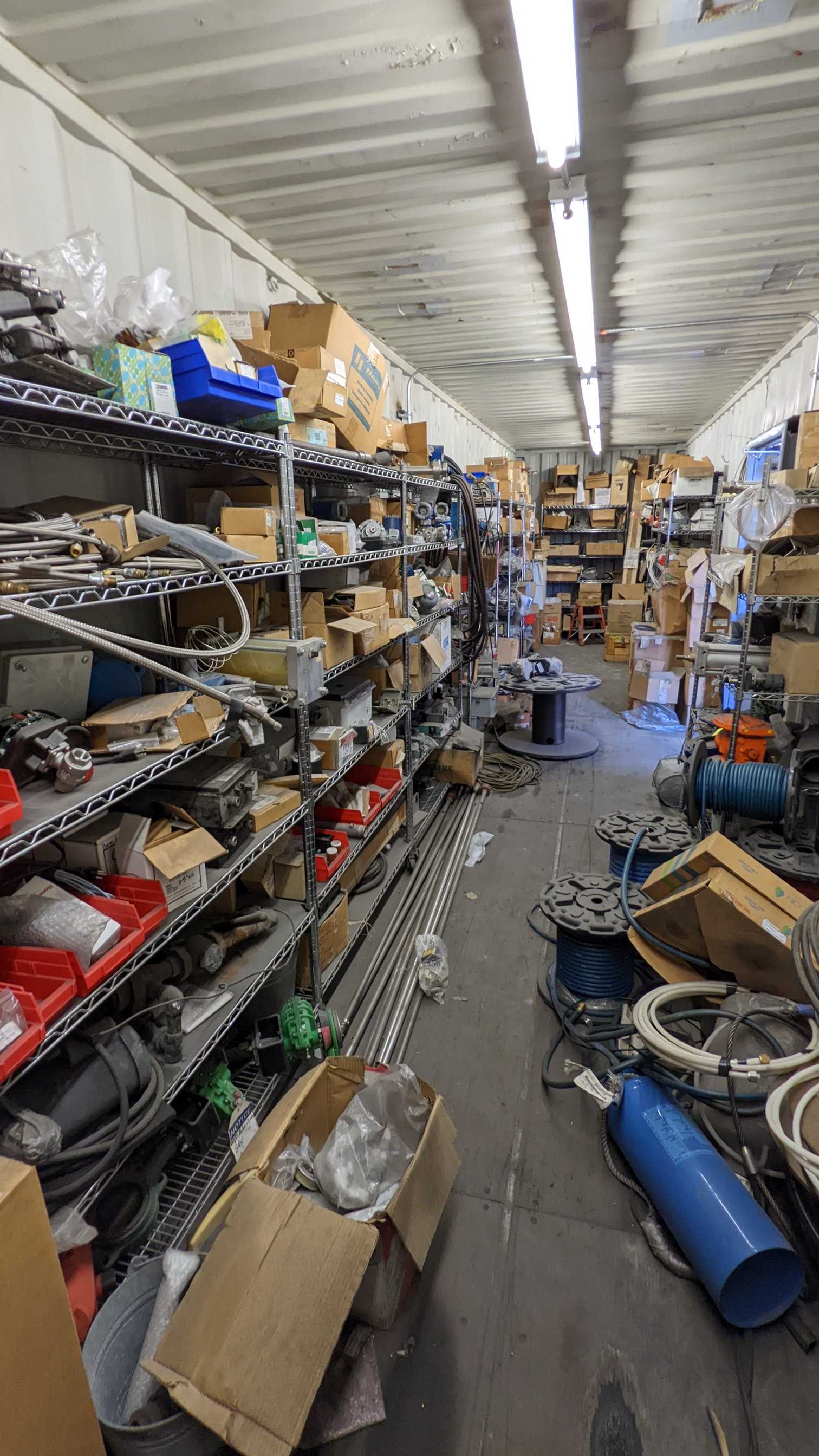 CONTENTS OF CONTAINER - INDUSTRIAL PARTS