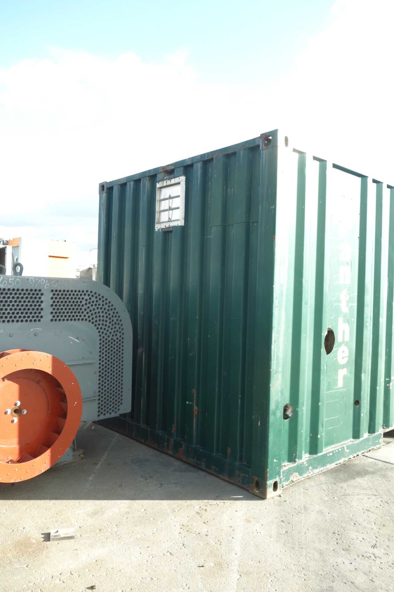 PANTHER SHIPPING CONTAINER - INDUSTRIAL PARTS