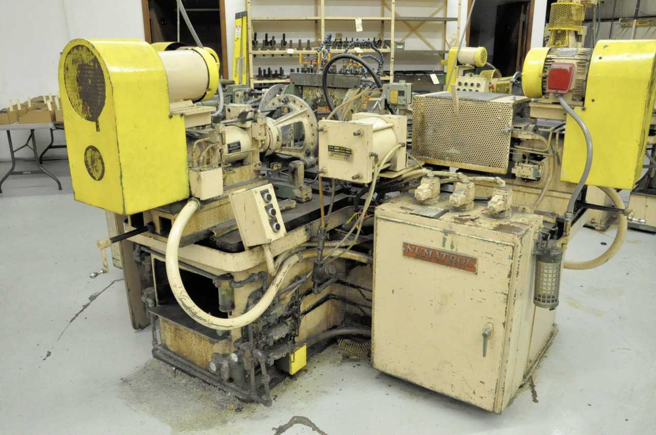 GOVRO NELSON 3-Head Horizontal Drilling and Tapping Machine, - GANG DRILLING MACHINES
