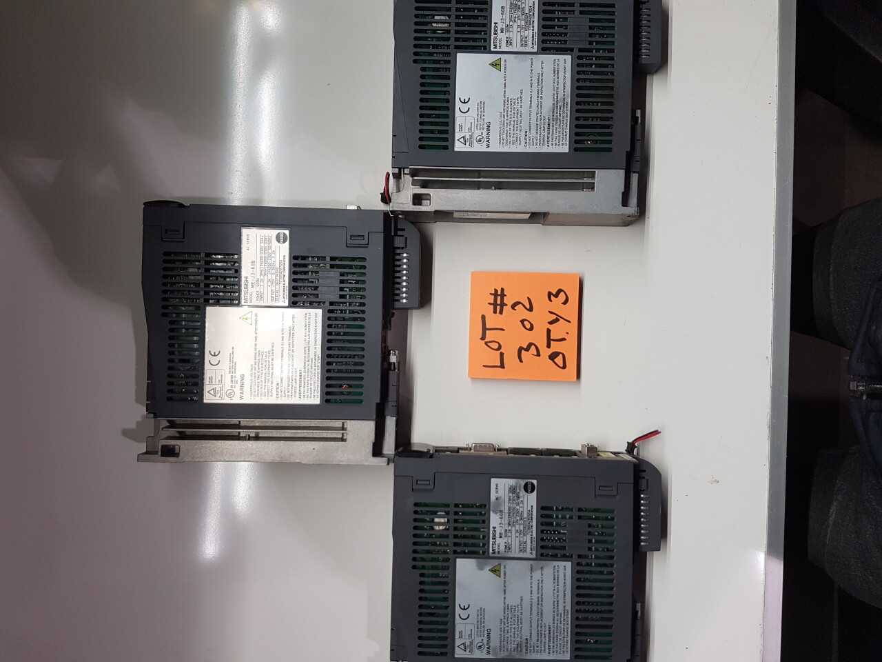 Mitsubishi Servo Drive. MR-J3-60B ( QTY OF 3 ) - SERVO