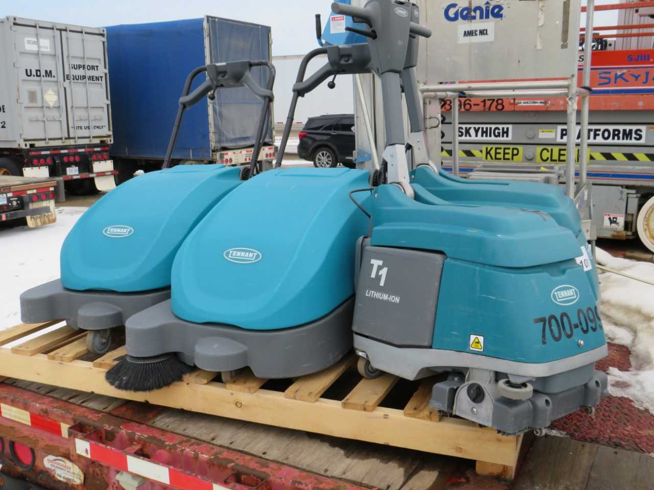 LOT OF 4 TENNANT S5 WALK BEHIND SWEEPER - PLANT & FACILITY