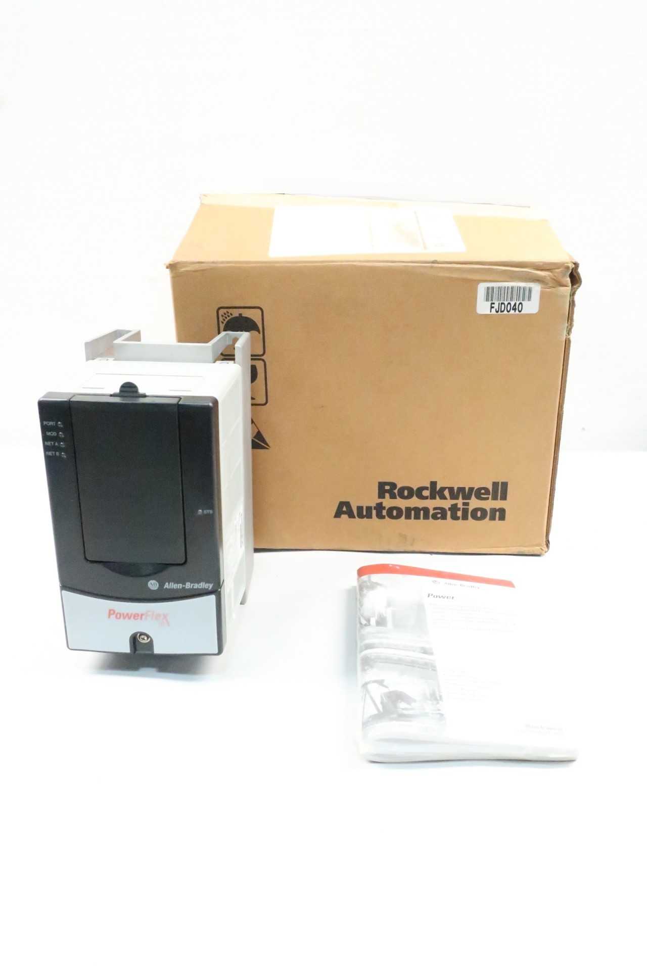 NEW ALLEN BRADLEY 20AB2P2A0AYNNNNN POWERFLEX 70 MOTOR DRIVE 0.5HP 0-230V - MOTOR DRIVES