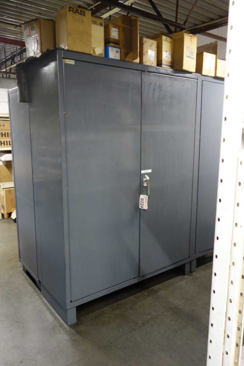 Durham steel cabinet with contents - TOOL STORAGE