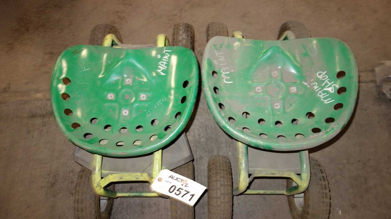LOT OF 2 ROLLING WORK SEAT - PLANT & FACILITY