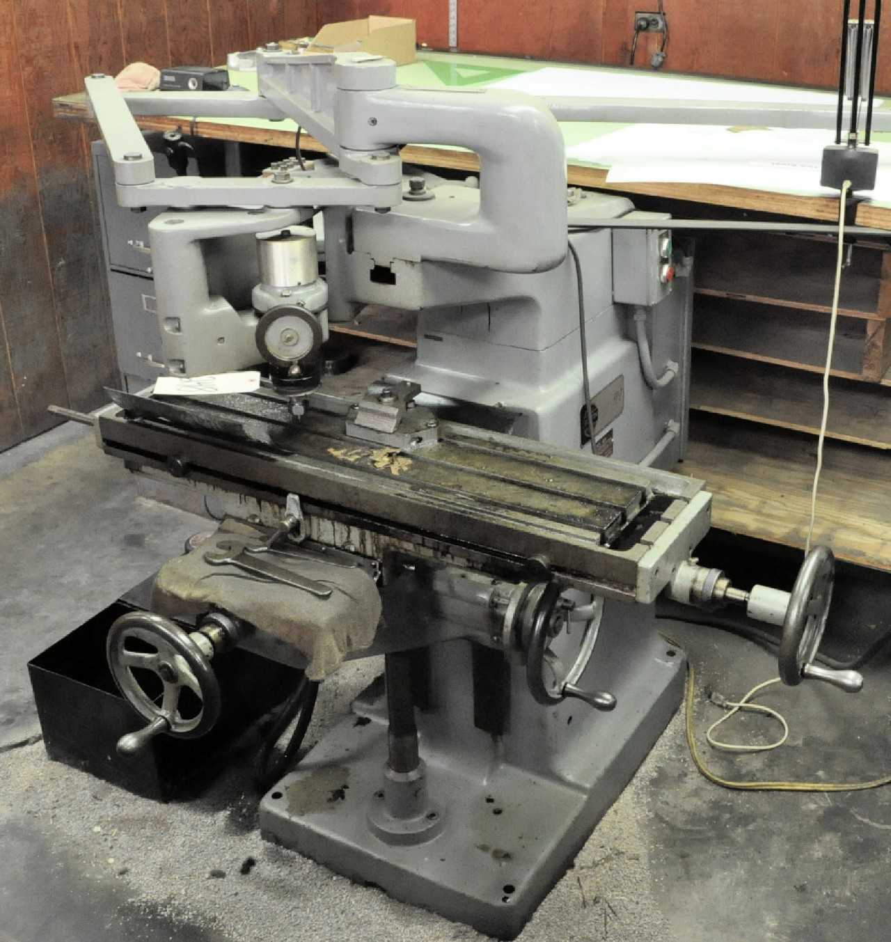 Gorton Model P2-2 Pantagraph Machine with Brass Tag Cutter and Supplies - MACHINING ACCESSORIES & TOOLING