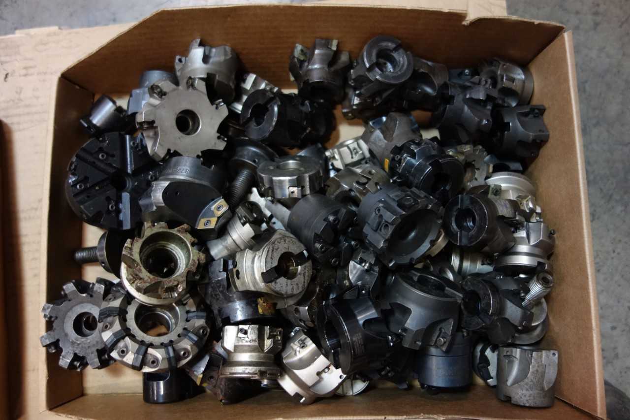 LOT OF ASSORTED SURFACE MILLS AND CUTTERS - TANGMILL, KENNAMETAL, SANDVIK, MITSUBISHI - MACHINING ACCESSORIES & TOOLING