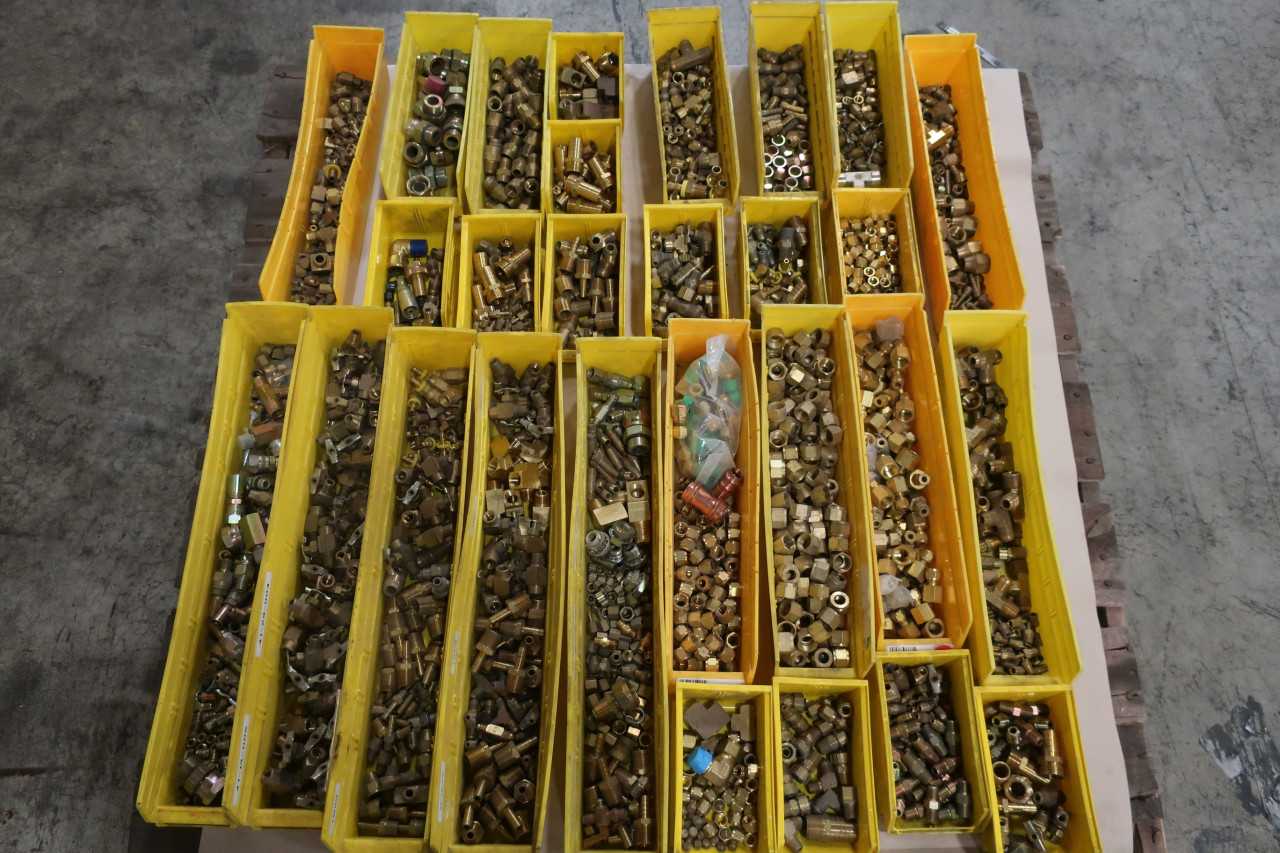 1 PALLET OF ASSORTED BRASS FITTINGS - PROCESS EQUIPMENT