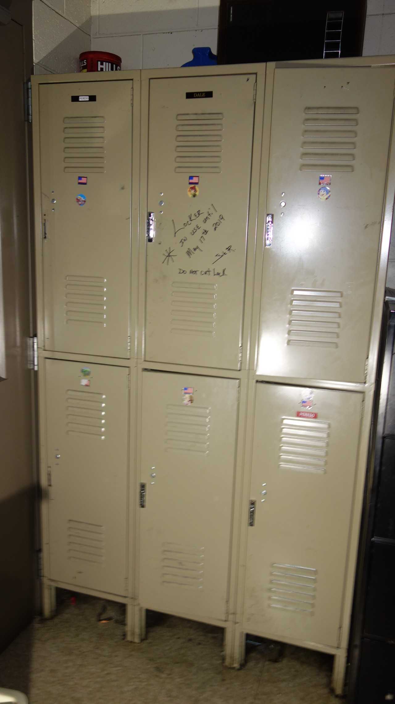 2X SECTIONS OF LOCKERS WITH CONTENTS - TOOL STORAGE