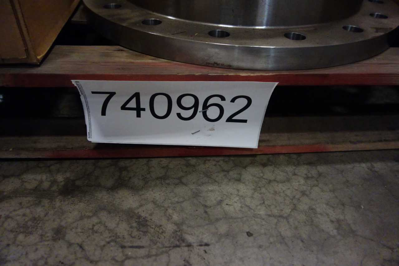 2 PALLETS OF ASSORTED GEAR REDUCERS, CHAIN SPROCKETS, ROLLER CHAIN- WITTENSTEIN INC, THK - GEAR REDUCERS