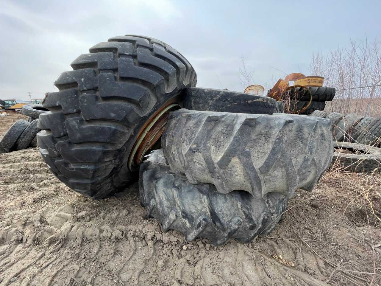 Large Tires Miscellanious - ELECTRIC POWER TOOLS