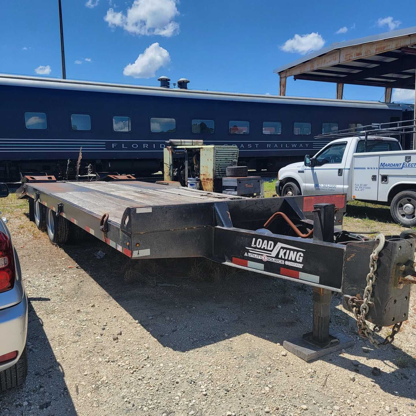 2017 LoadKing LK 10T Flatbed Trailer - TRAILERS