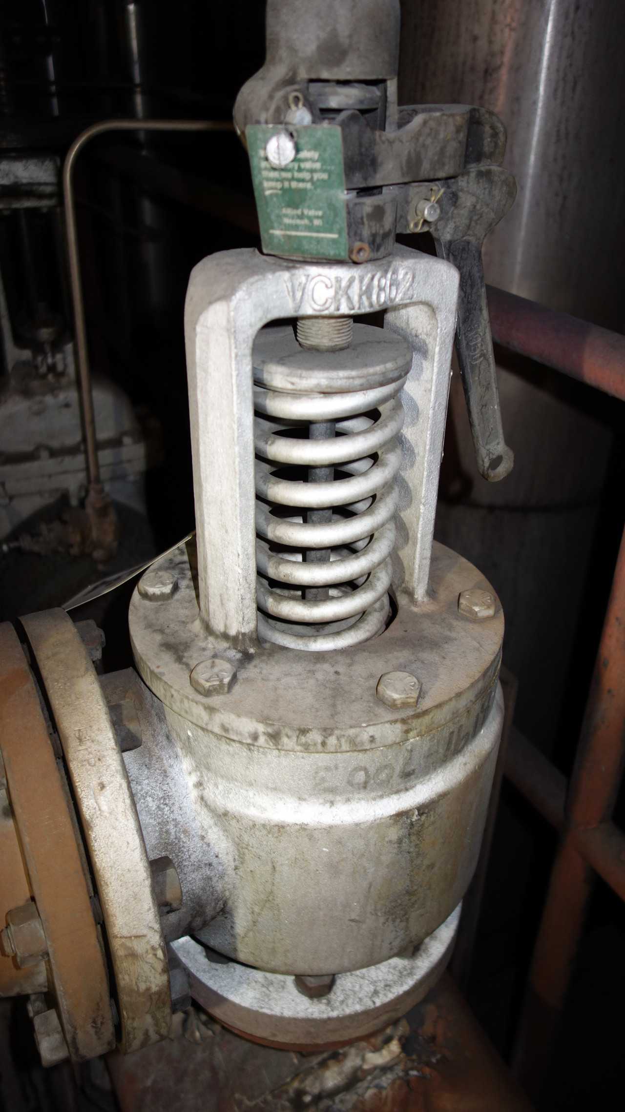 CONSOLIDATED 1511P RELIEF VALVE 4" 60PSI - RELIEF VALVE