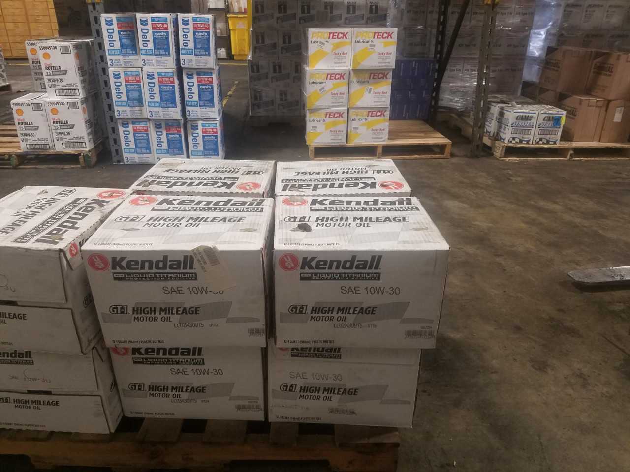 Lot of 12 Cases - KENDALL GT-1 HMMO HIGH MILEAGE MOTOR OIL (TI) 10W30 12X1QT cases - MISCELLANEOUS