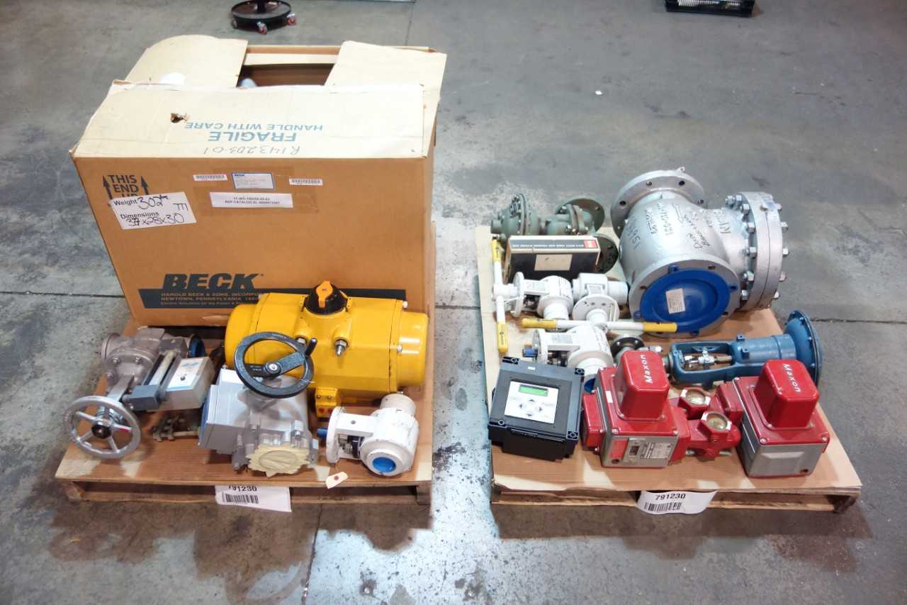 2 PALLETS OF ASSORTED VALVES AND VALVE ACCESSORIES - VALVES
