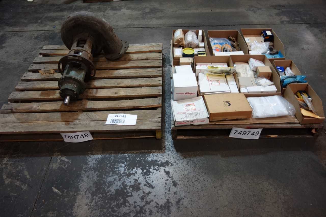 2 PALLETS OF ASSORTED PUMP PARTS ANACCESSORIES, CENTRIFUGAL PUMP- JOHN CRANE, GUSHER - CENTRIFUGAL PUMP