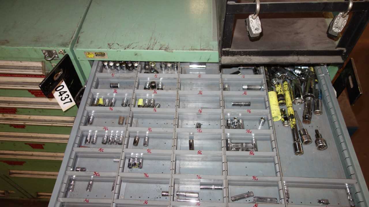 CONTENTS OF STANLEY VIDMAR TOOLBOX SOCKETS ALLEN WRENCHES CUTTING TIPS ASSORTED TOOL - HAND TOOLS