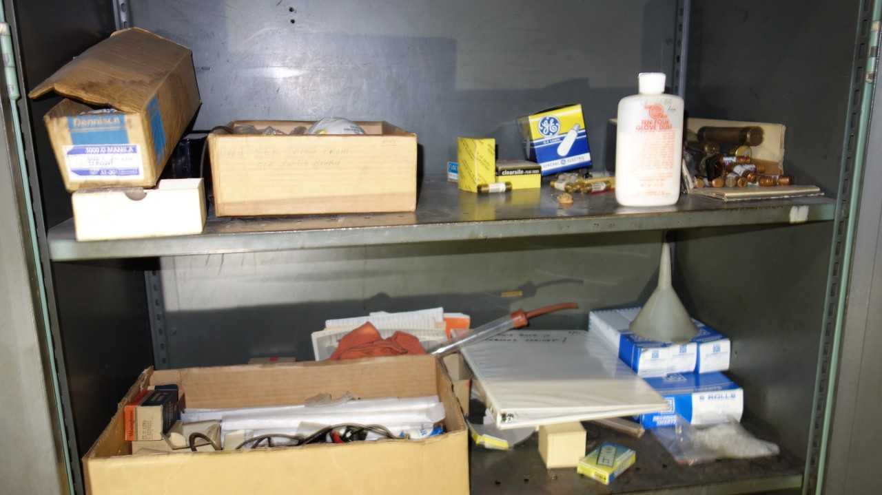 CABINET WITH CONTENTS, ASSORTED ELECTRICAL MRO, METERS, LIGHTING, GENERAL ELECTRIC - TOOL STORAGE