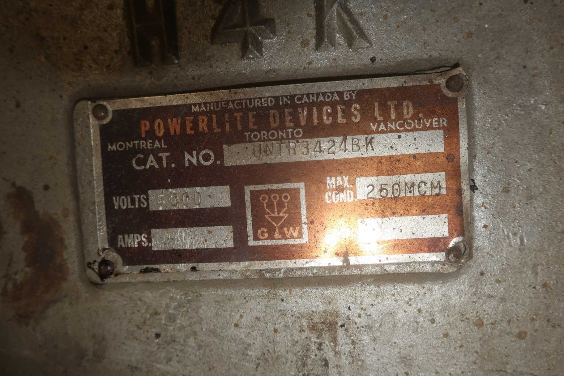 2 PALLETS OF INSULATORS, POTHEADS, G&W - ELECTRICAL COMPONENTS