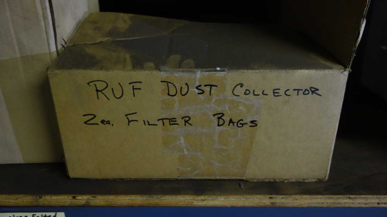 CONTENTS OF 5 SHELF COLUMNS, FILTERS, FUEL CARTRIDGES, AUTOMATIVE REPLACEMENT PARTS, KOMATSU - INDUSTRIAL PARTS