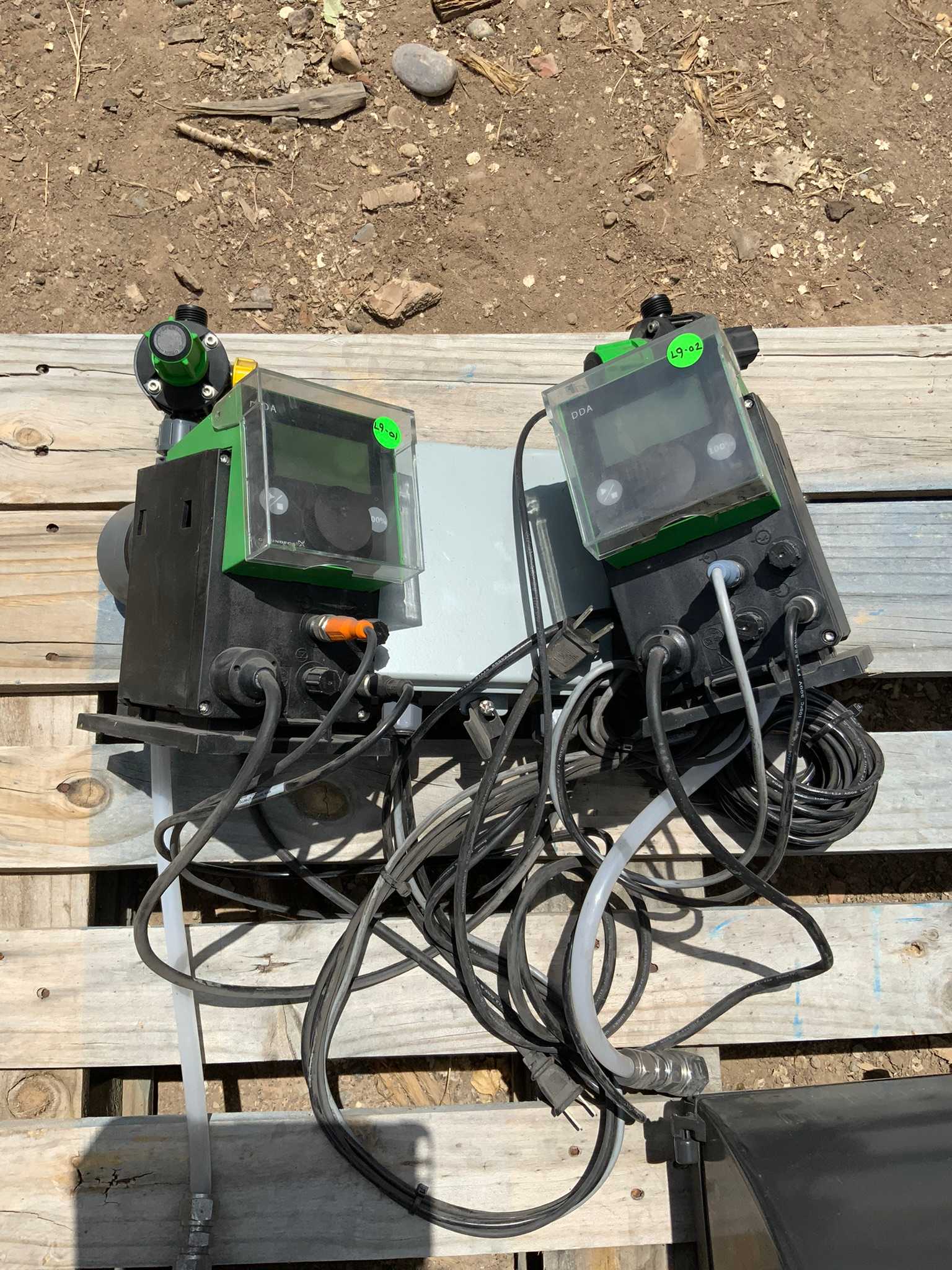 QTY 2 Grundfos A97722570100000011P11135 Metering Pumps - METERING PUMP