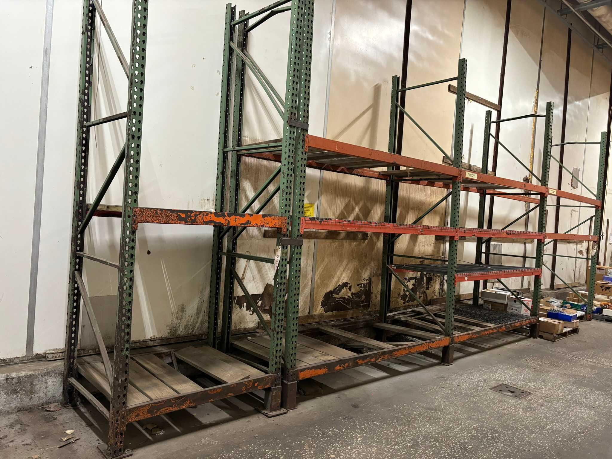 PALLET RACKING - PALLET RACKING