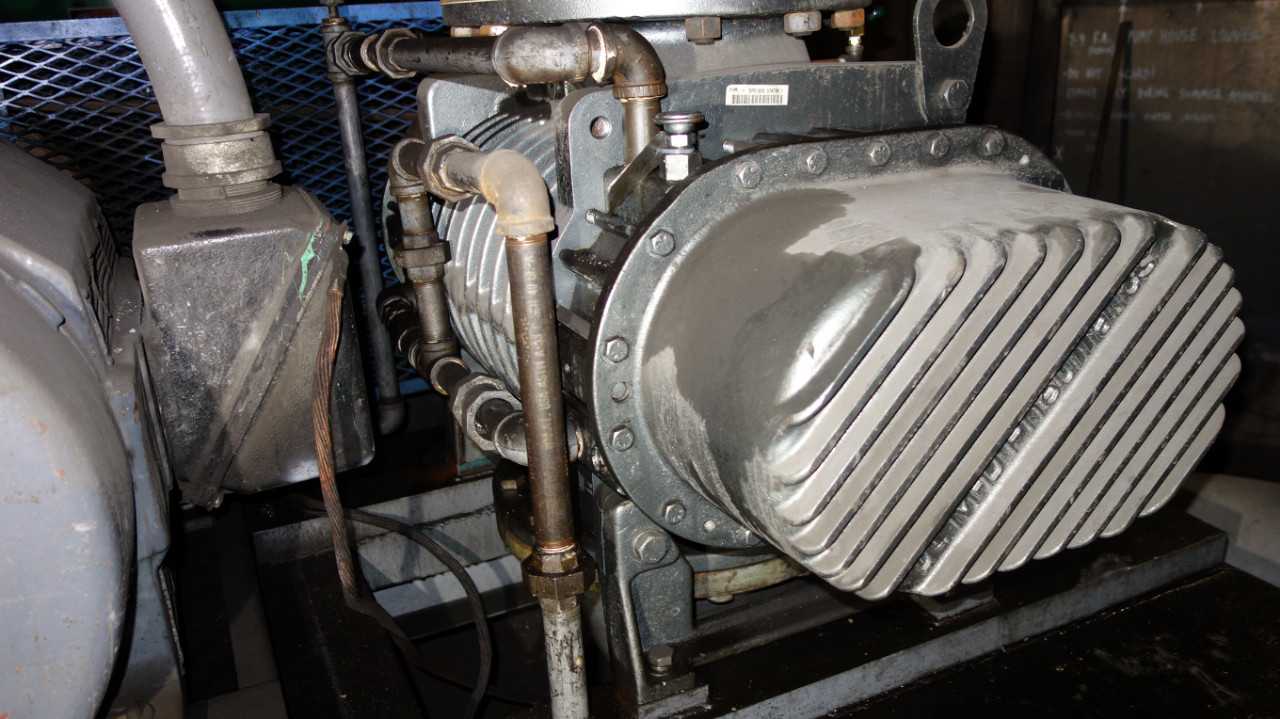 TUTHILL 7021-4612 ROTARY LOBE BLOWER - ROTARY LOBE BLOWER