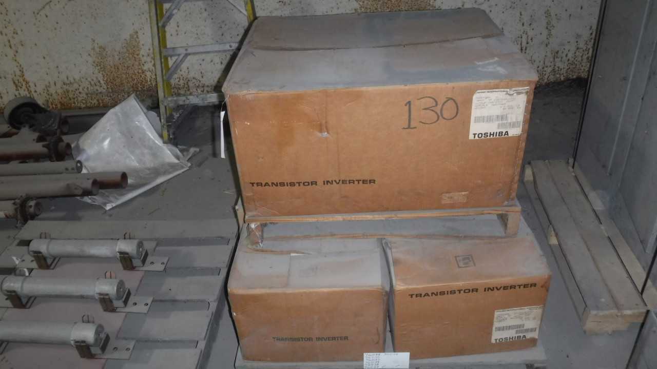 Lot of 7 New 25 HP 3 HP and 1 HP Toshiba VFDs - ELECTRIC MOTORS