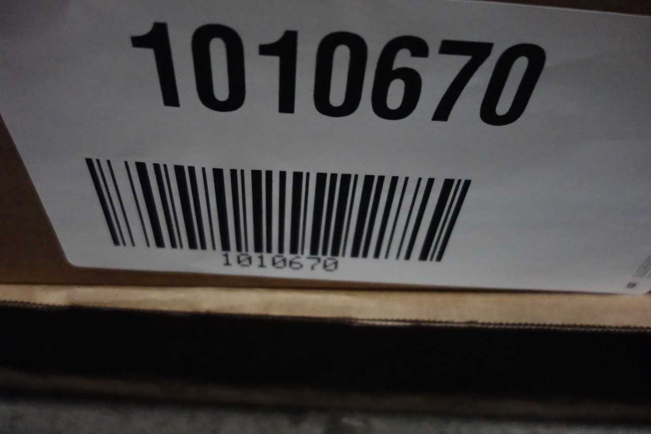 2 PALLETS OF ASSORTED EATON CIRCUIT BREAKERS - CIRCUIT BREAKERS