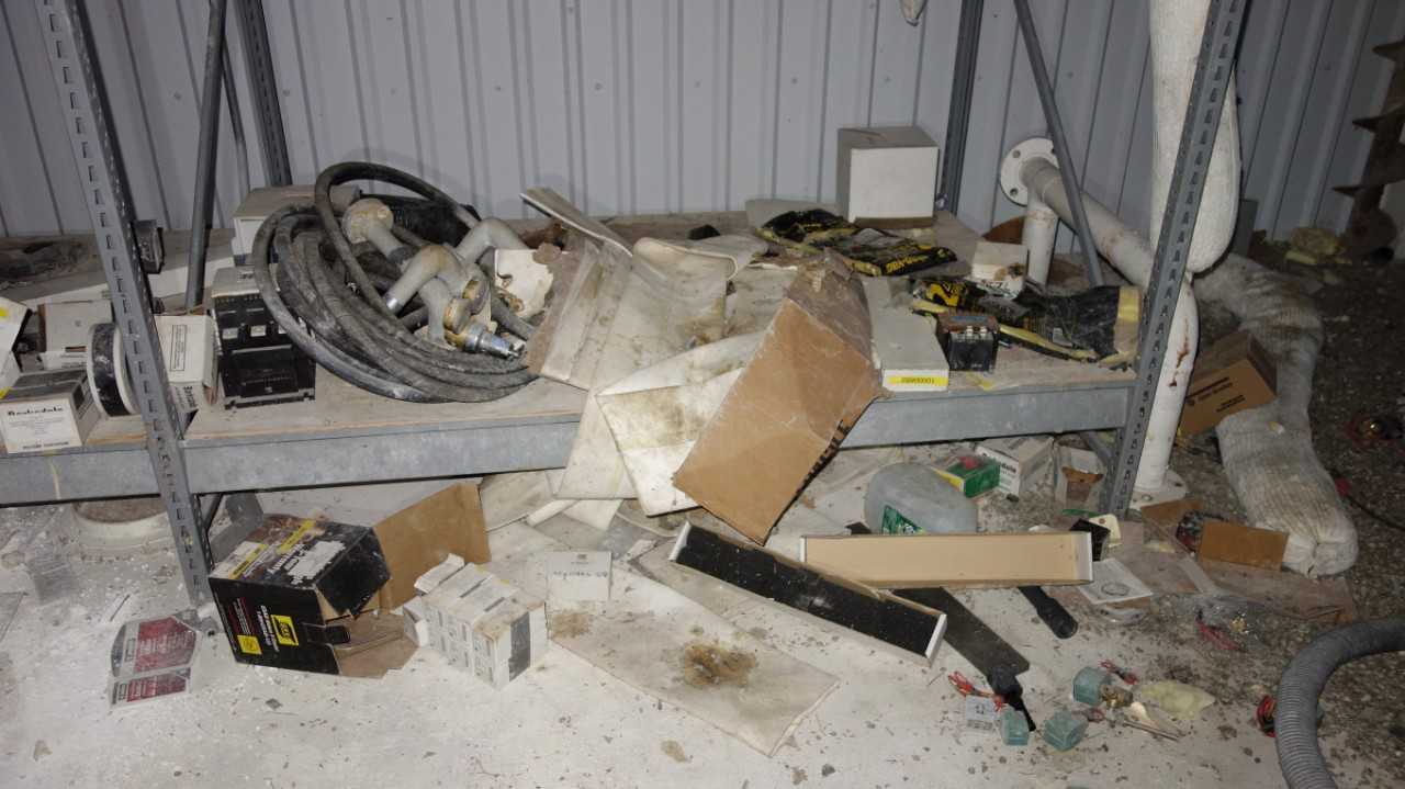 CONTENTS OF 2 SECTIONS OF RACKING, SOLENOID VALVES - SOLENOID VALVE