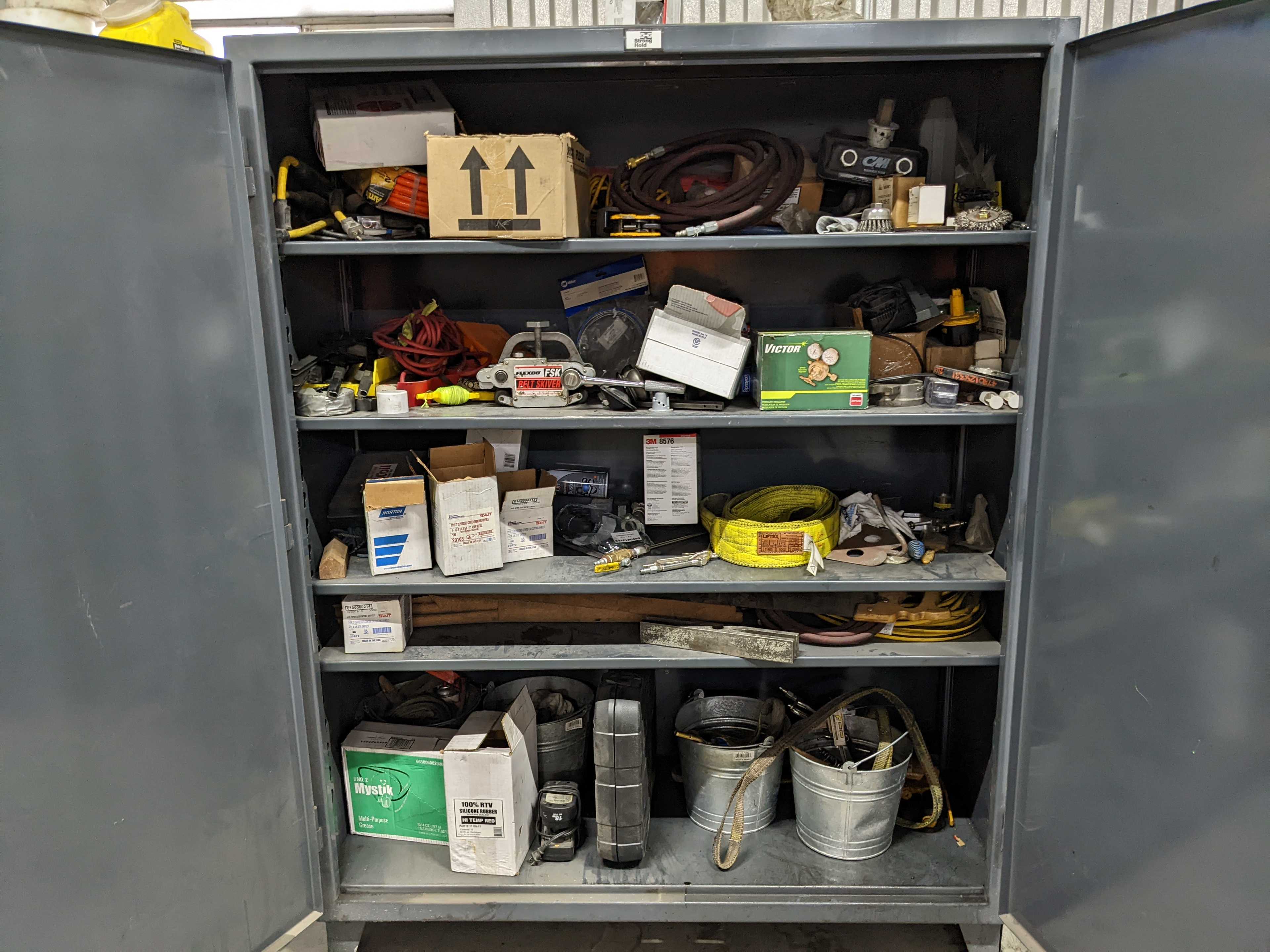 CABINET WITH CONTENTS - INDUSTRIAL PARTS