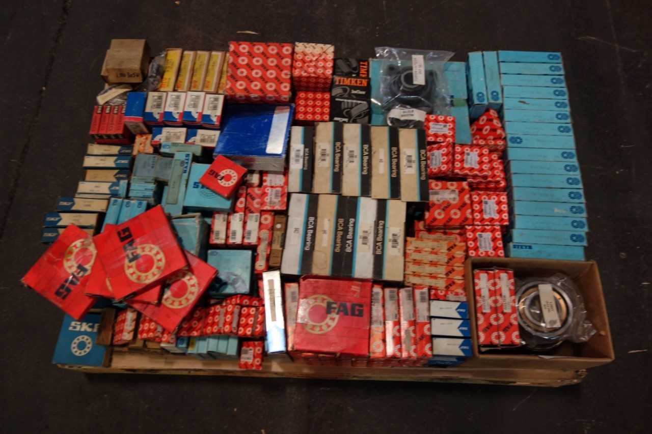 LOT OF ASSORTED ROLLER BEARINGS- TIMKEN, SKF, BCA, FAG, RIV, STEYR - BEARINGS LOT OF ASSORTED ROLLER BEARINGS- TIMKEN, SKF, BCA, FAG, RIV, STEYR - BEARINGS