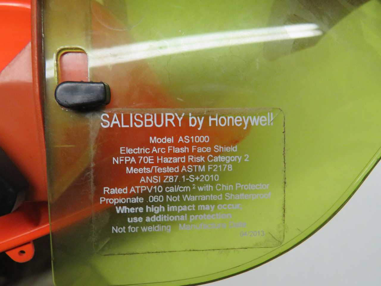 SALISBURY SAFETY HAT W/ AS1000 ELECTRIC ARC FLASH FACE SHIELD - WELDING EQUIPMENT