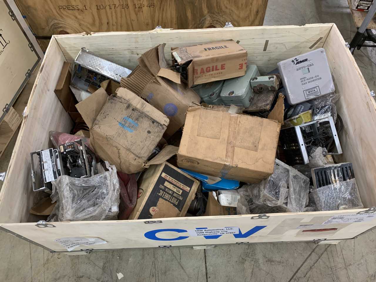CRATE OF MISC. ELECTRICAL AUTOMATION EQUIPMENT GENERAL ELECTRIC ETC. - ELECTRICAL COMPONENTS