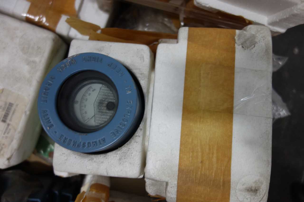 1 PALLET OF ASSORTED DIFFERENTIAL TRANSMITTERS - INSTRUMENTATION